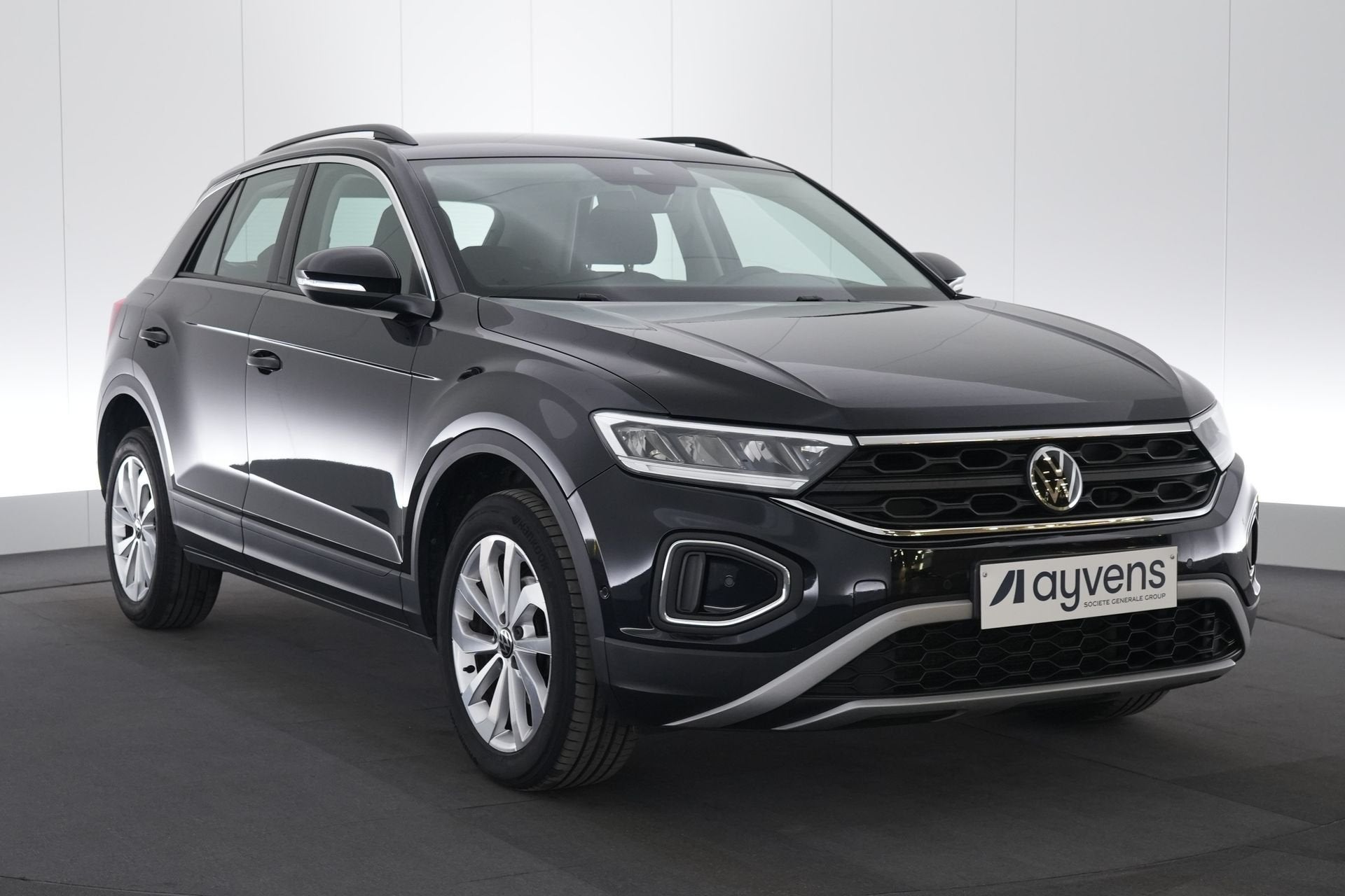 (2CFQ368) VOLKSWAGEN T-ROC, Auto's, Volkswagen, Stof, Zwart, Bedrijf, 5 deurs