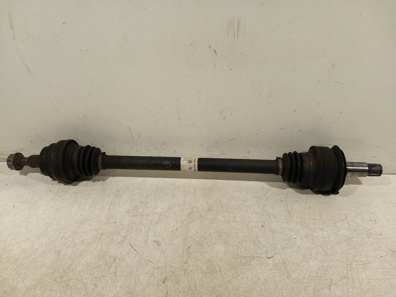 Aandrijfas links achter Mercedes-Benz GLE, Onderdelen@venauto.nl, Van der Ven Autorecycling B.V., Gebruikt, Ettenseweg 76, 4706 PB Roosendaal, The Netherlands