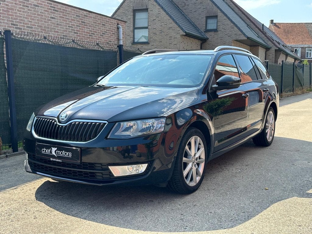 Skoda Octavia 1.4TSI Benzine|Automaat|EersteE.|Ondboekje, Auto's, Skoda, Automaat, Gebruikt, Zwart, Zwart