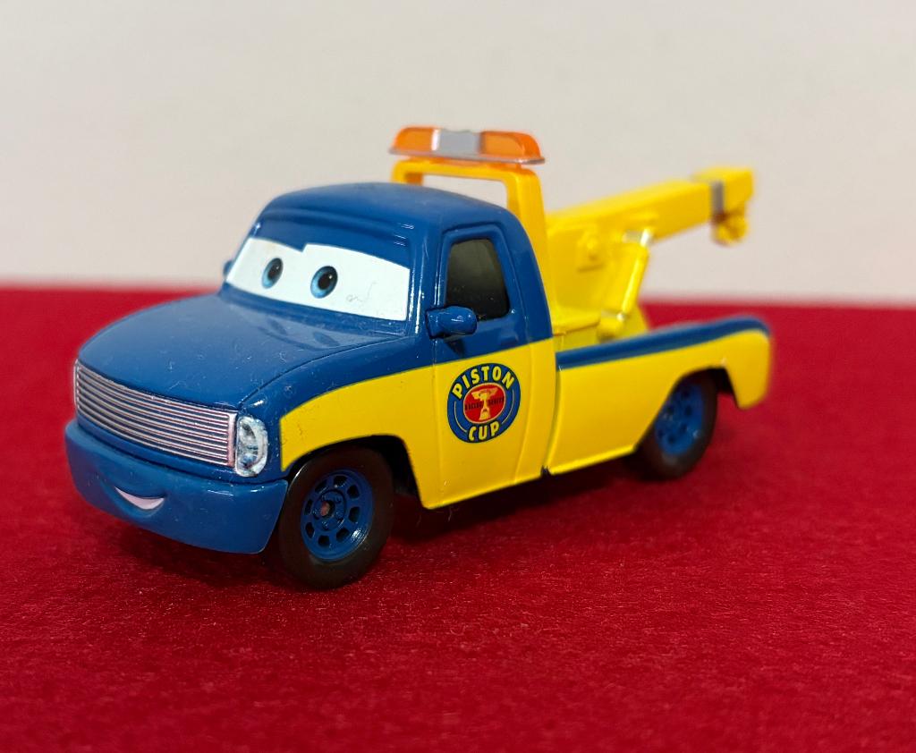 DISNEY CARS Zuigercup Twee DieCast 1:55, Ophalen of Verzenden, Zo goed als nieuw, Auto
