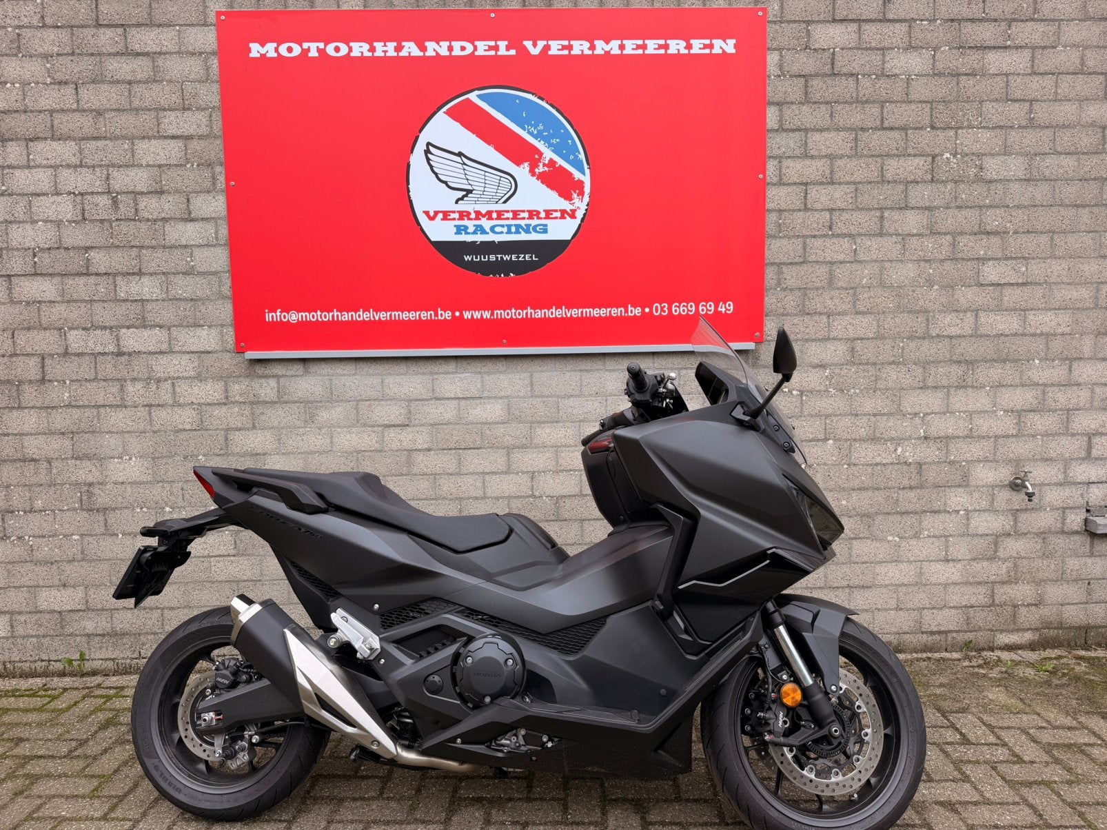 Honda NSS750 Forza, Bedrijf