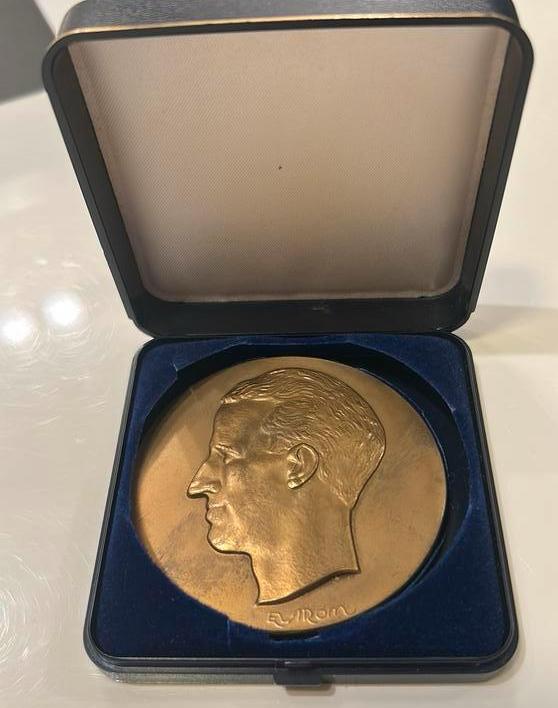 Bronzen munt Boudewijn, Ophalen of Verzenden, Brons