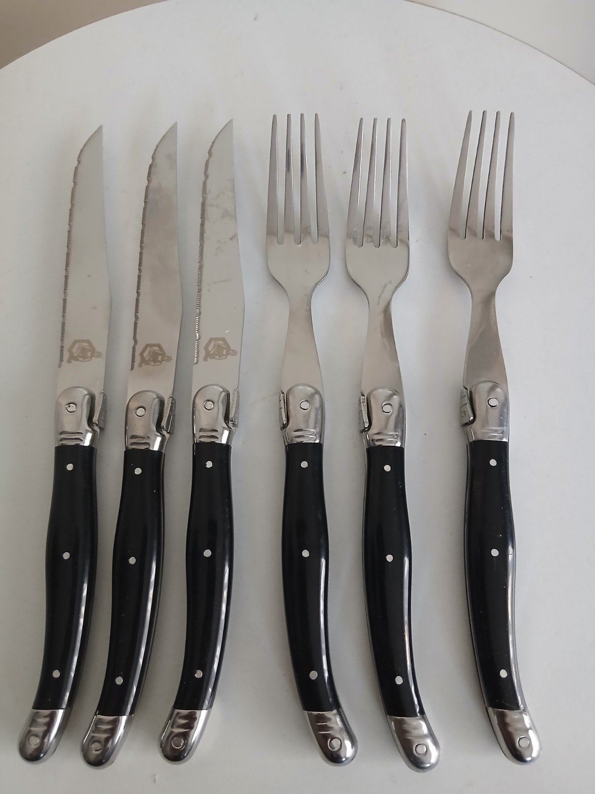 Ménagère 6 pièces couteaux et fourchettes style Laguiole, Maison & Meubles, Enlèvement ou Envoi, Neuf, Set de couverts