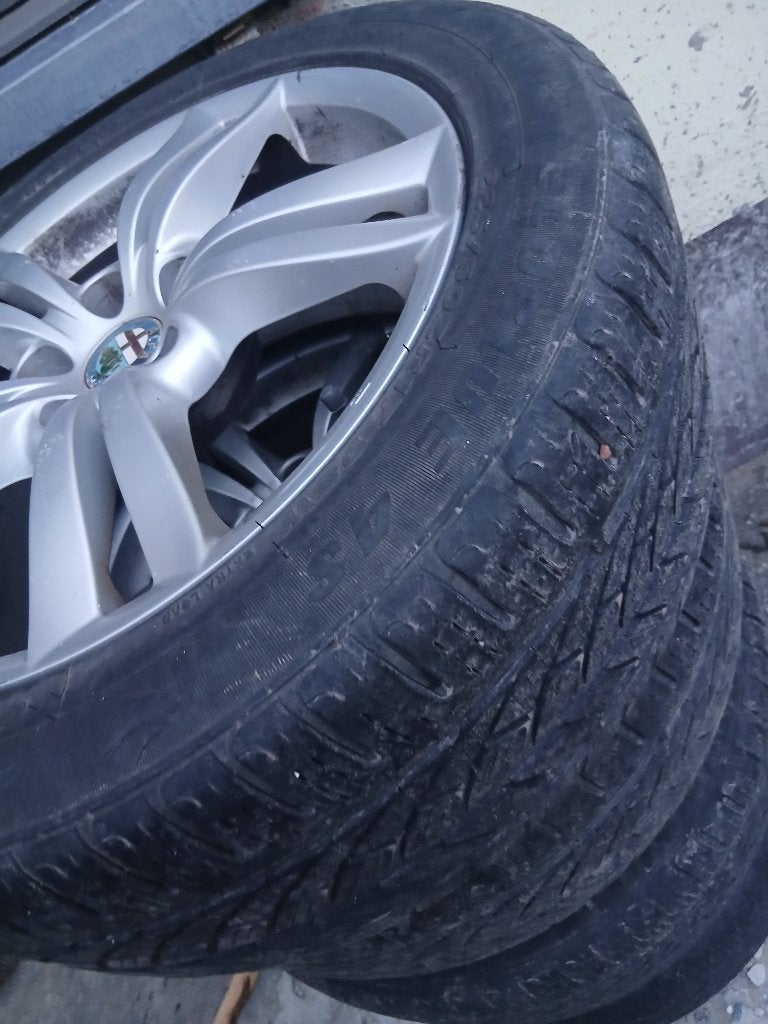 jantes et pneu alfa romeo 159 1.9, Particulier, Achat