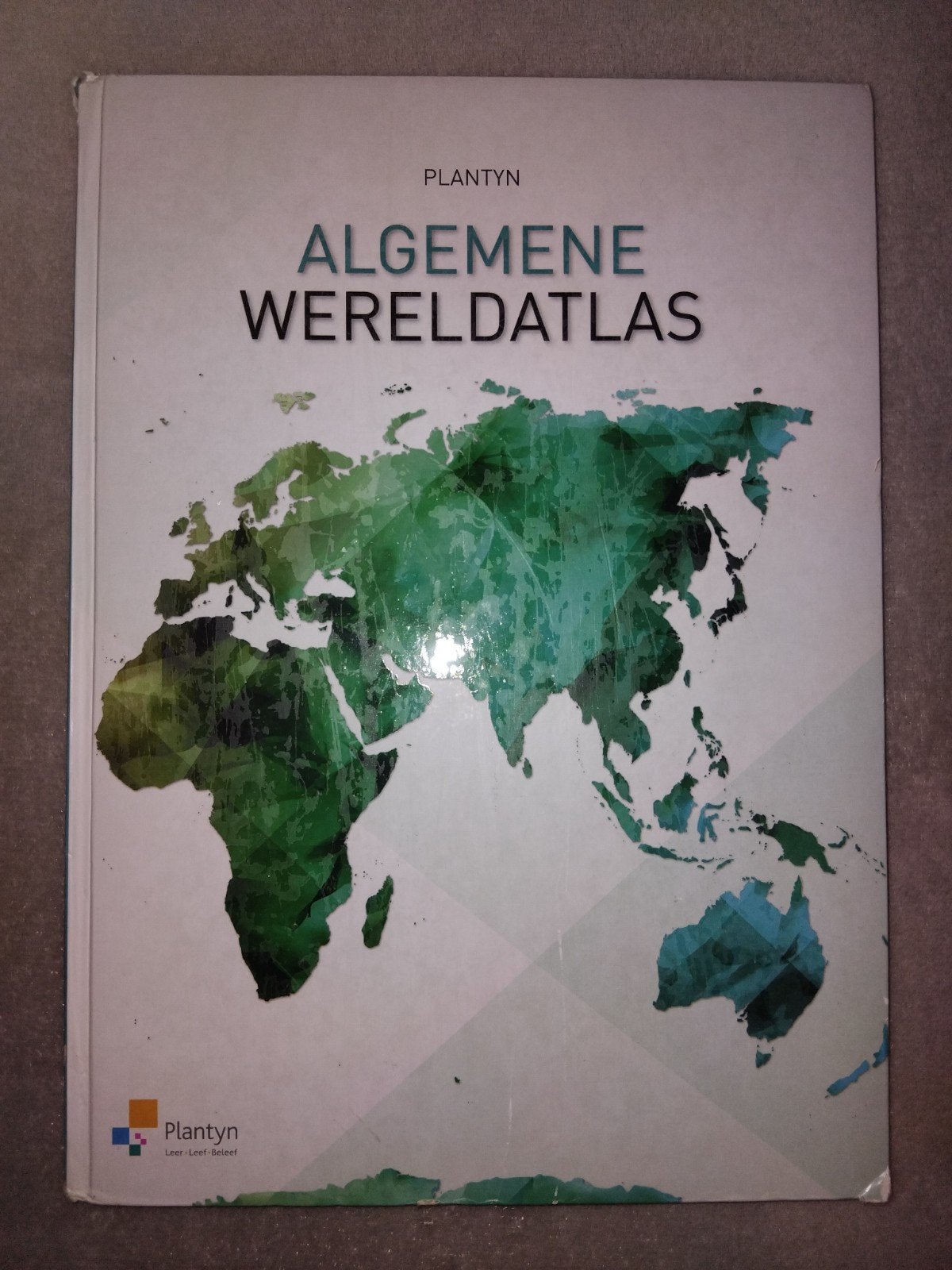 Plantyn Algemene Wereldatlas editie 2017, Enlèvement, Dirk Vanderhallen Etienne Van Hecke