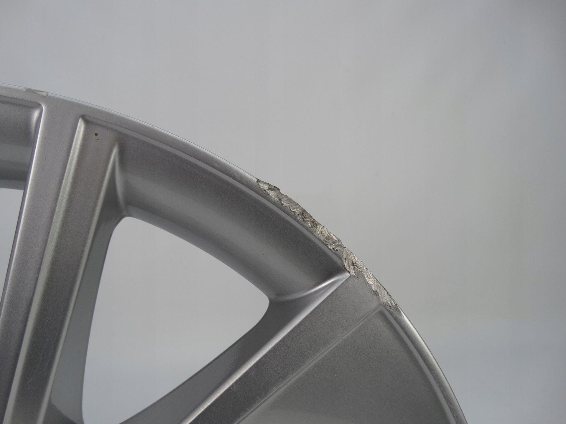 Pi ces d tach es pour Skoda SuperB III 3V0601025BC, Autos : Pièces & Accessoires, Infoline@skoda-auto.cz, Tr. Vaclava Klementa 869
293 01  Mlada Boleslav, CZ