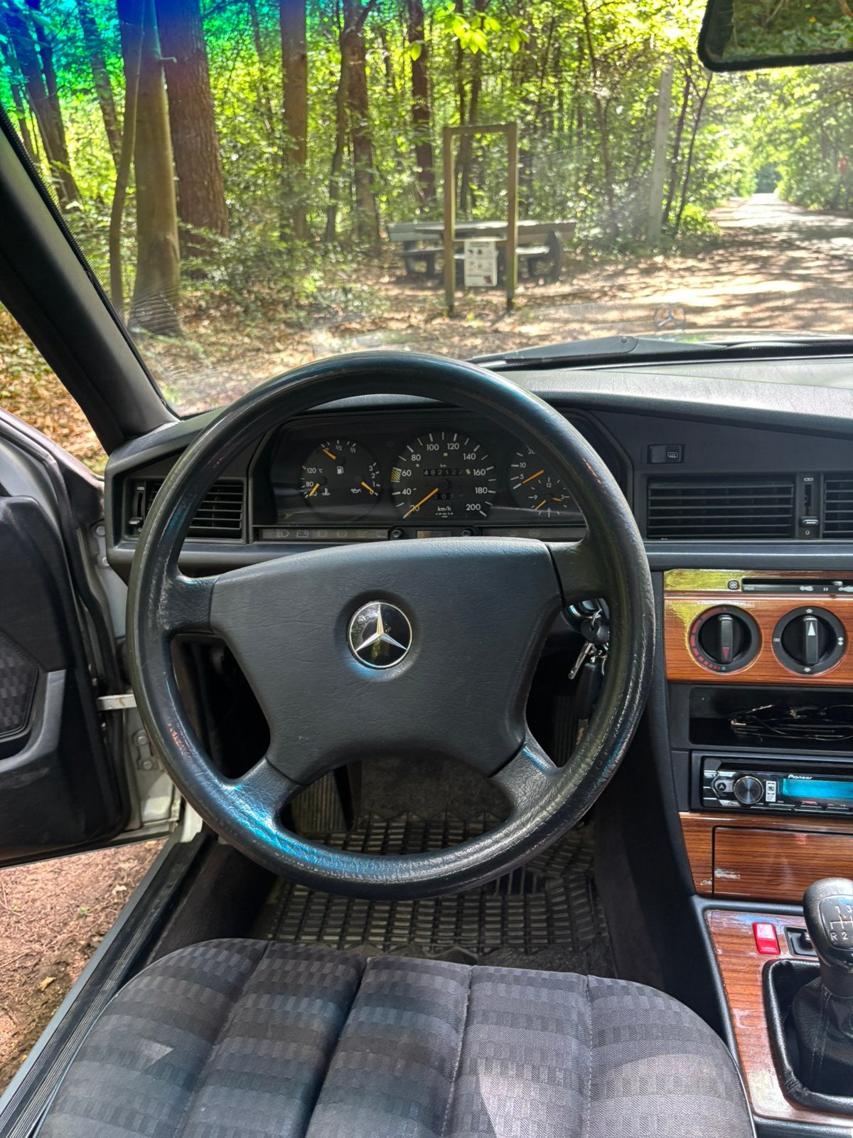 Mercedes 190d, foto 4