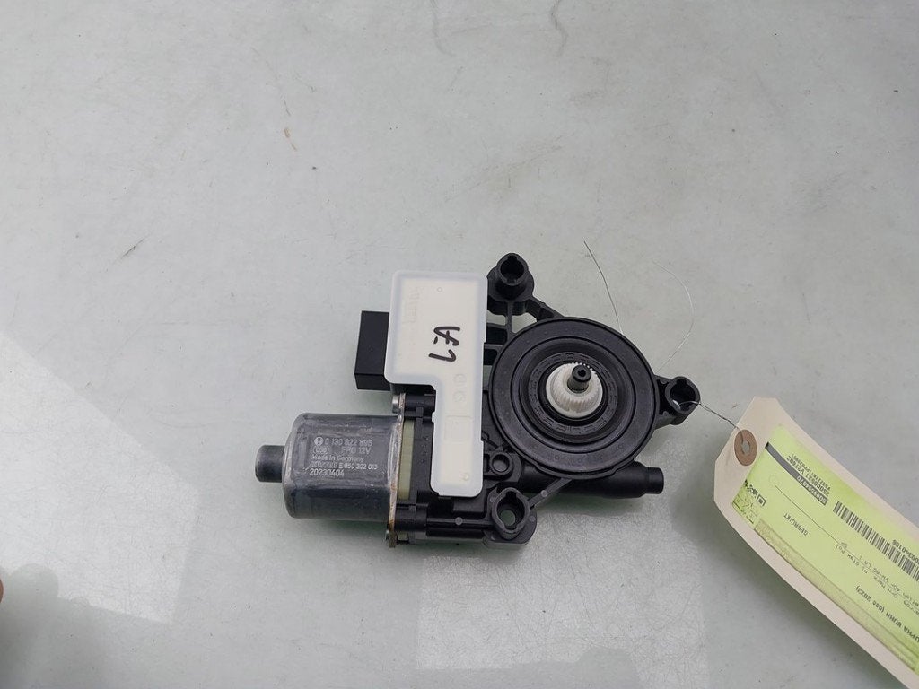 MOTEUR LEVE VITRE ELECTRIQUE Cupra Born (|5Q0959407D|), Utilisé, Seat