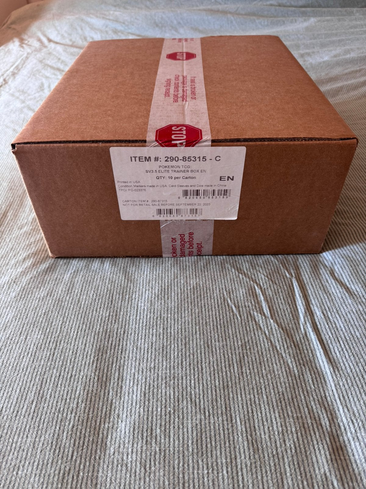 151 elite trainer box sealed case, Enlèvement ou Envoi, Comme neuf