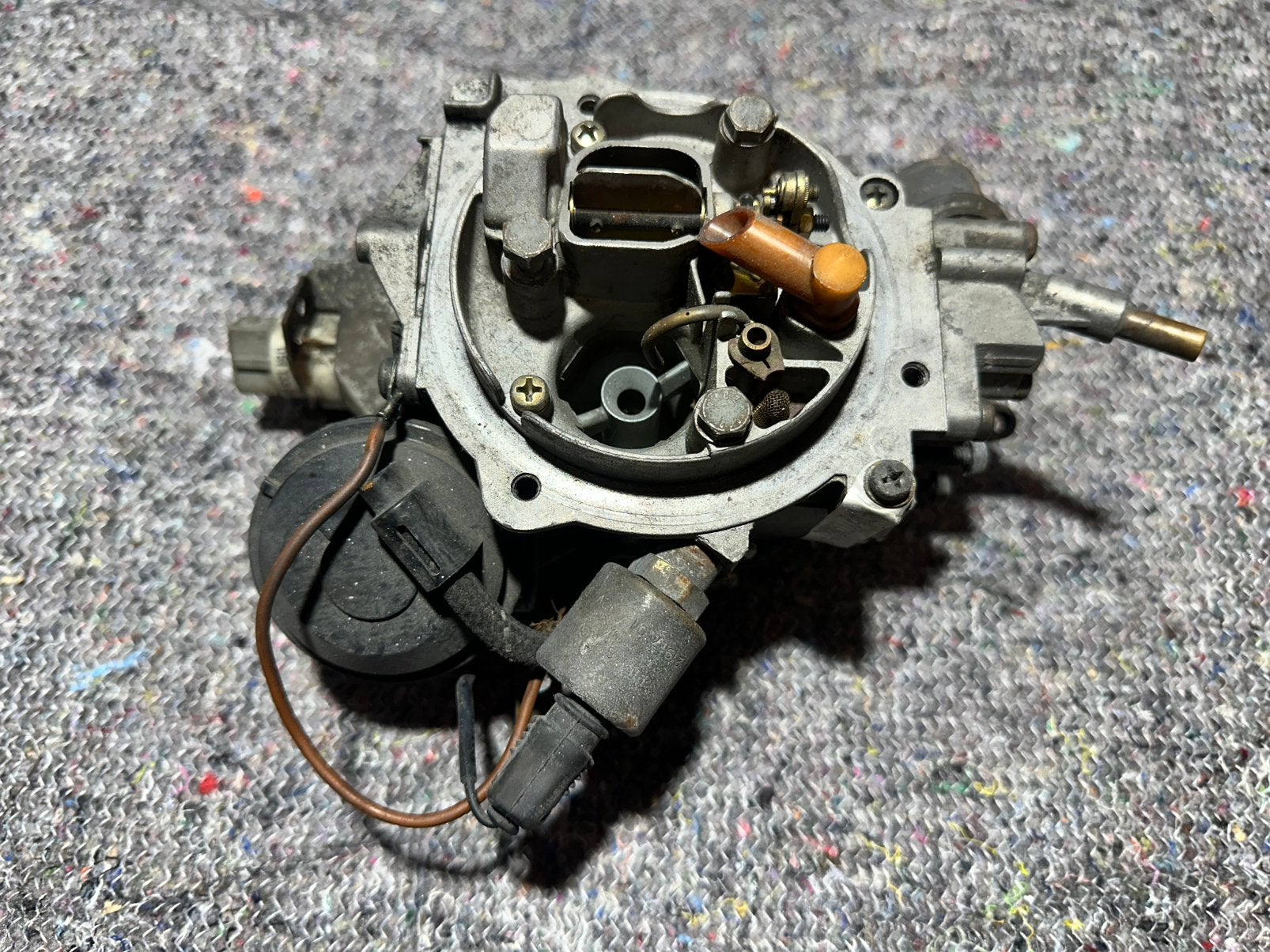 Carburateur Pierburg 2E-E VW Golf 2, Enlèvement