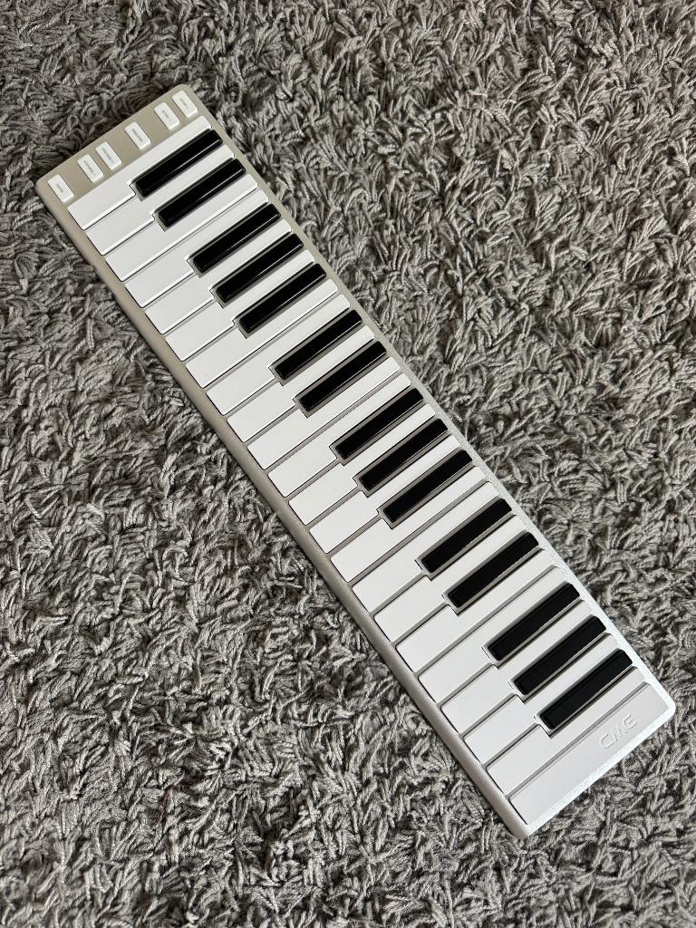 CME Xkey Air 37 midi design keybpard, Muziek en Instrumenten, Midi-apparatuur, Nieuw, Ophalen