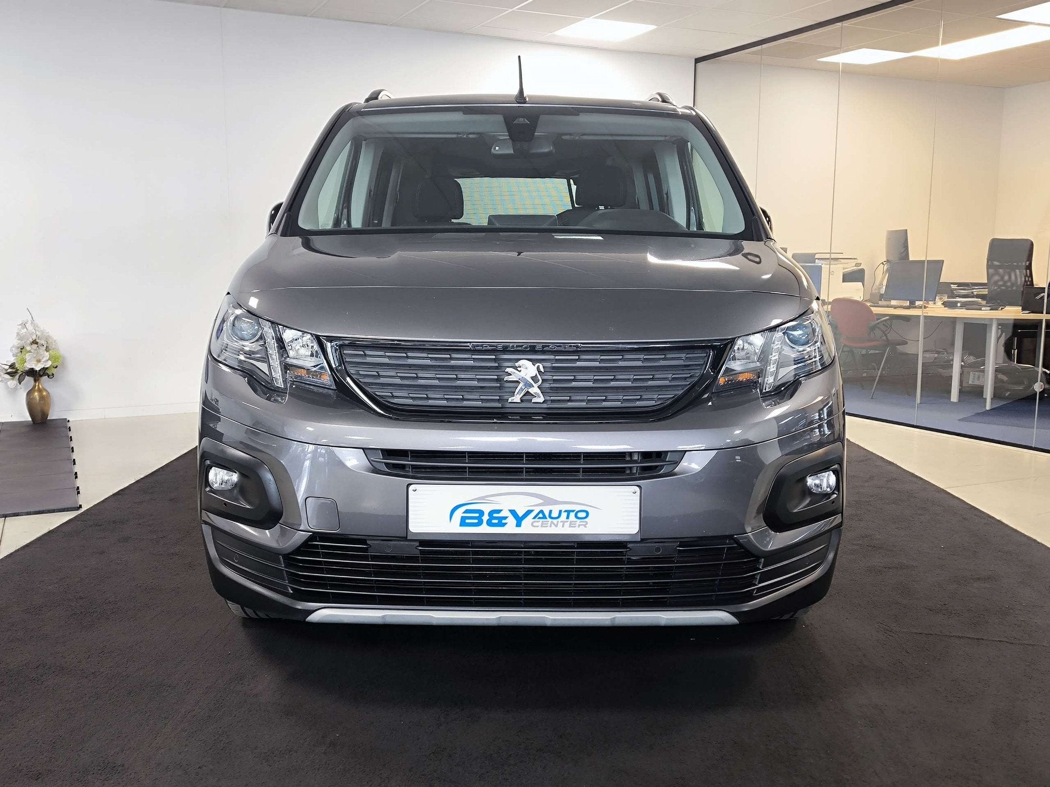 Peugeot Rifter 130 GT Line / Panodak / Camera / Trekhaak, Autos, Achat, Entreprise, 96 kW, Automatique