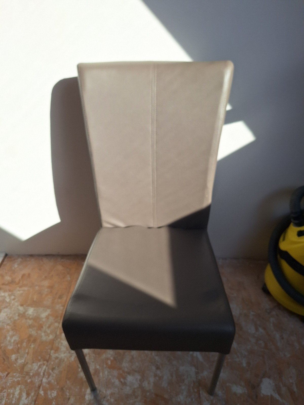 6 eetkamerstoelen, Ophalen, Kunststof, Gebruikt, Grijs