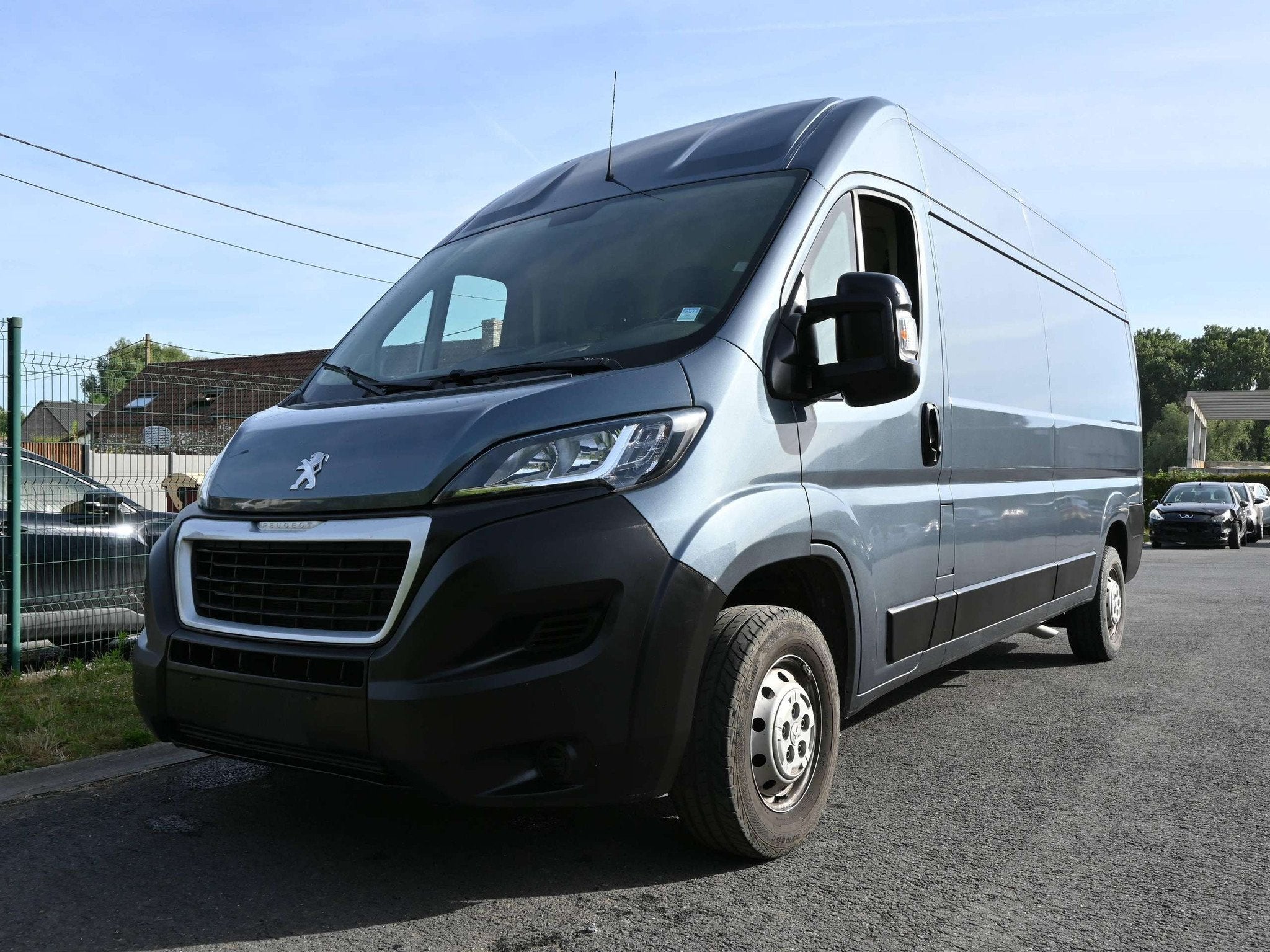 Peugeot Boxer 2.2 BlueHDi L2H2 Premium S/S, Cruise Control, Argent ou Gris, Achat, Euro 6