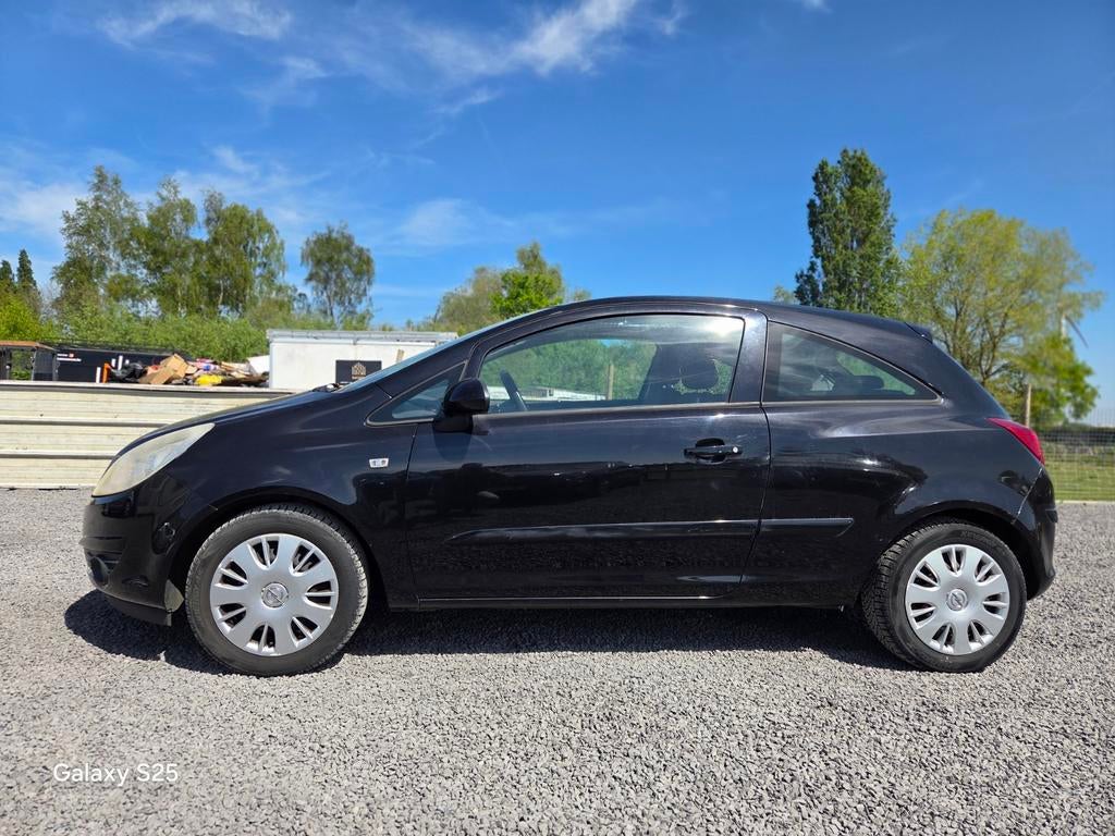 Opel Corsa 1200cc AUTOMAAT lage km's 126.000 km's, Auto's, Automaat, Stof, 4 cilinders, Zwart