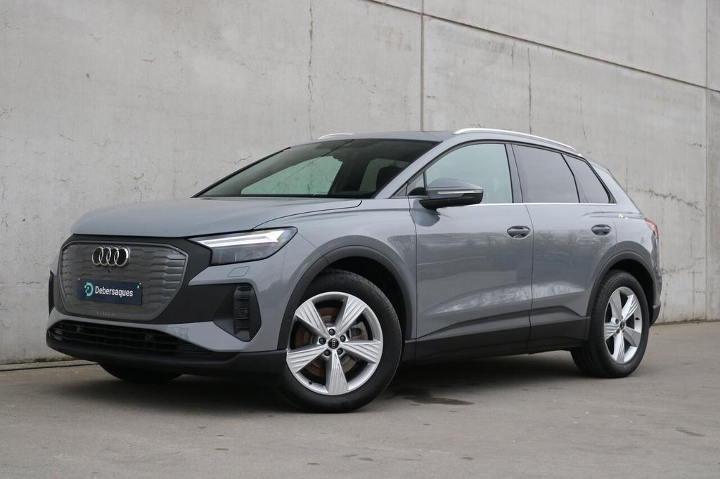 Audi Q4 e-tron 40 WARMTEPOMP TREKHAAK APP PANO, Auto's, Audi, Zwart, 0 kg, 5 zetels, Parkeersensor