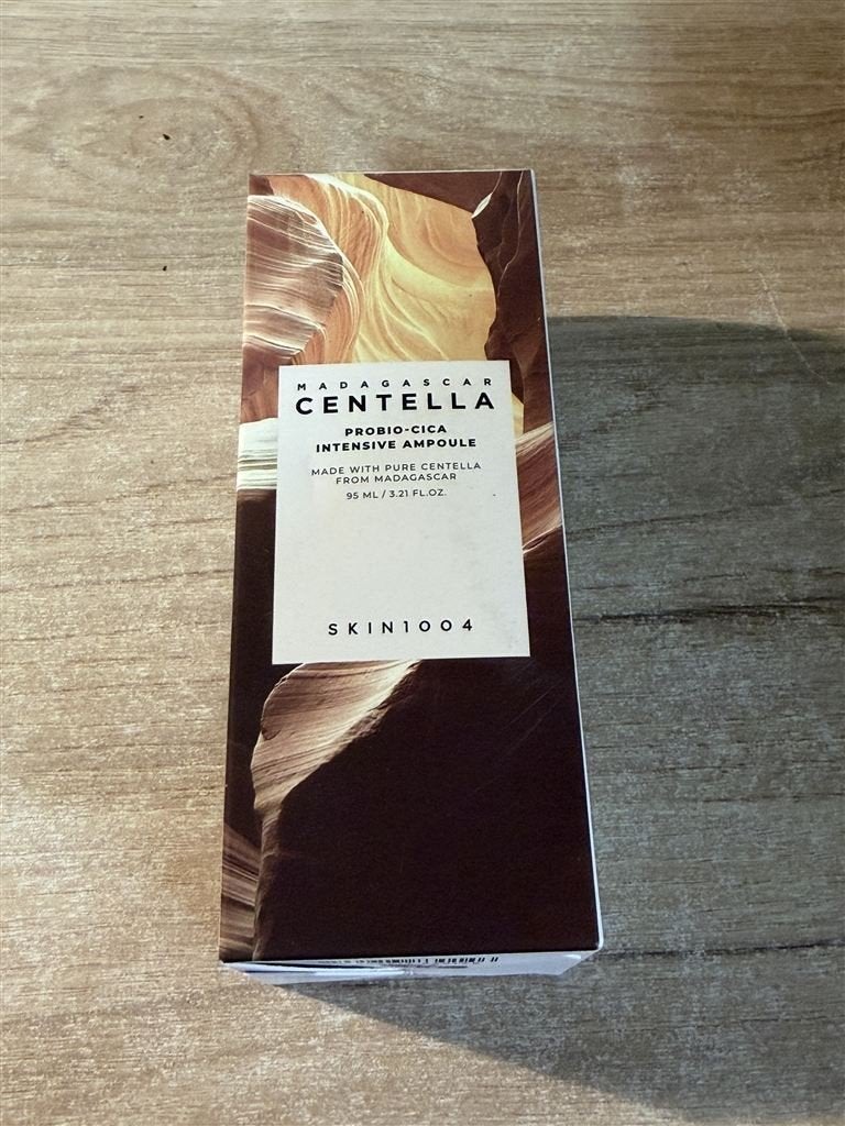 skin1004 - Madagascar Centella Probio-Cica Intensive Ampoule, Handtassen en Accessoires, Uiterlijk | Gezichtsverzorging, Nieuw