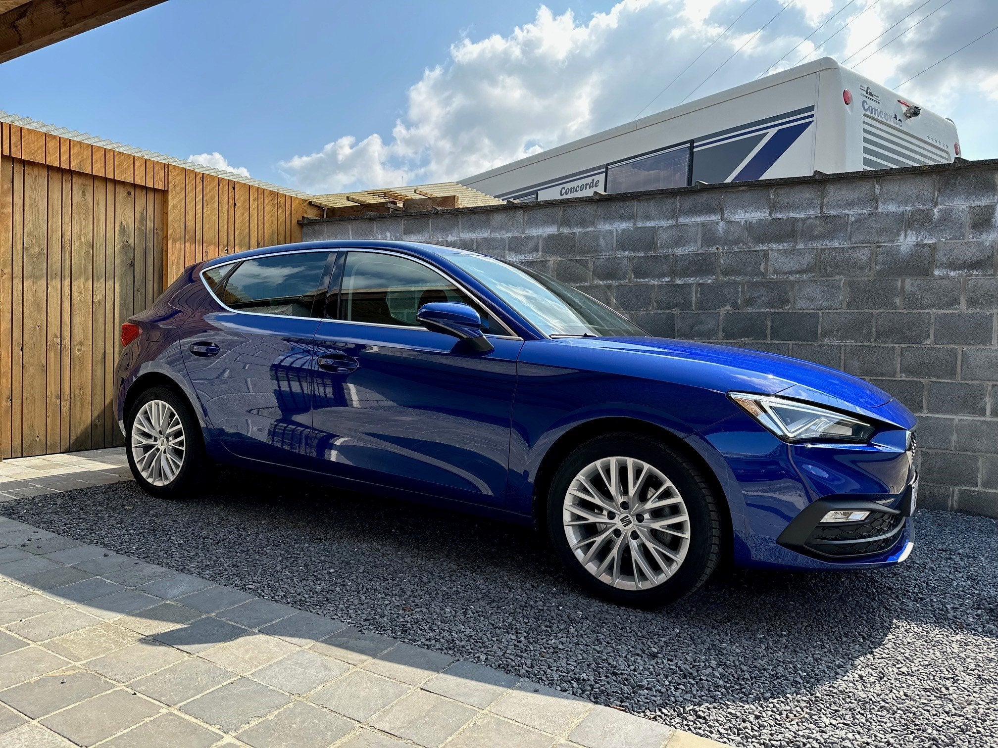 SEAT Leon 1.0 EcoTSI Xcellence Keyless Led AppleCarPlay BT, Autos, Seat, Achat, Euro 6, Entreprise, Bleu