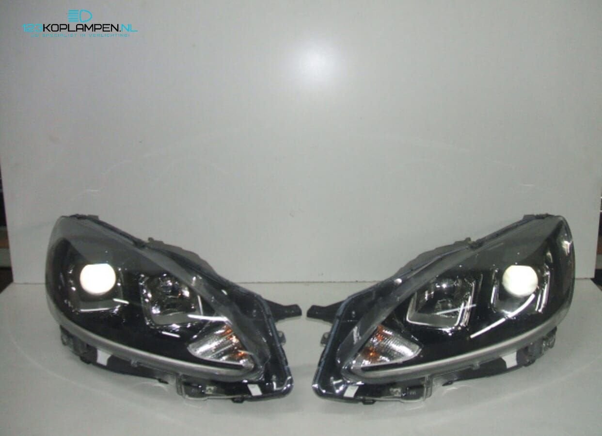 Ford Kuga MK3 2020 LED koplamp koplampen, -, -, -