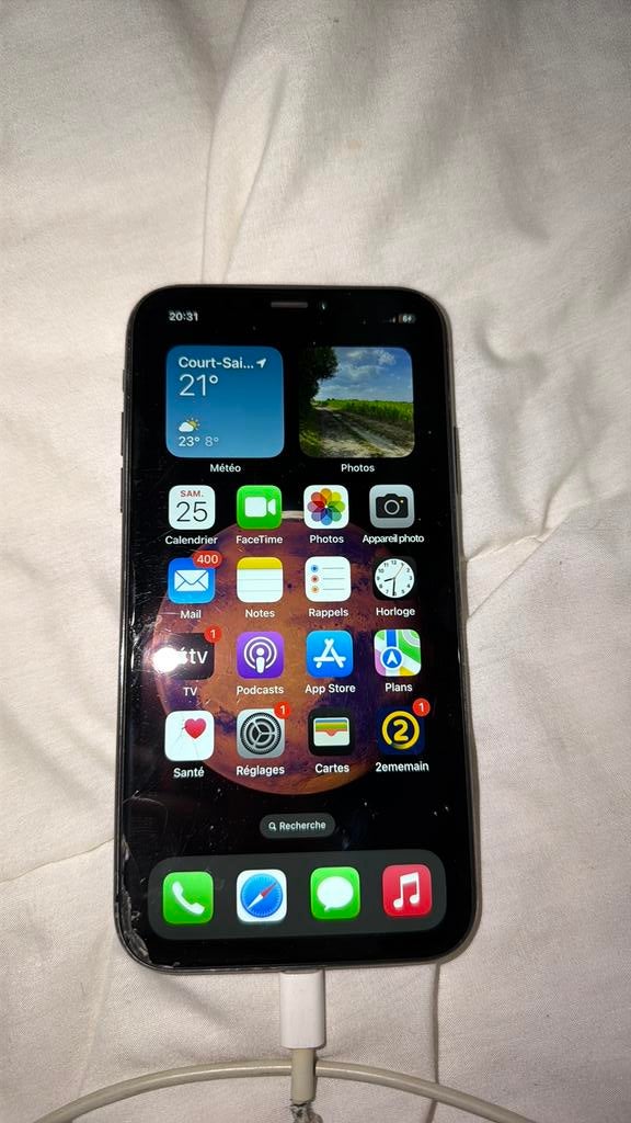 Iphone xr a reparer 64gb, Enlèvement, Comme neuf, IPhone XR