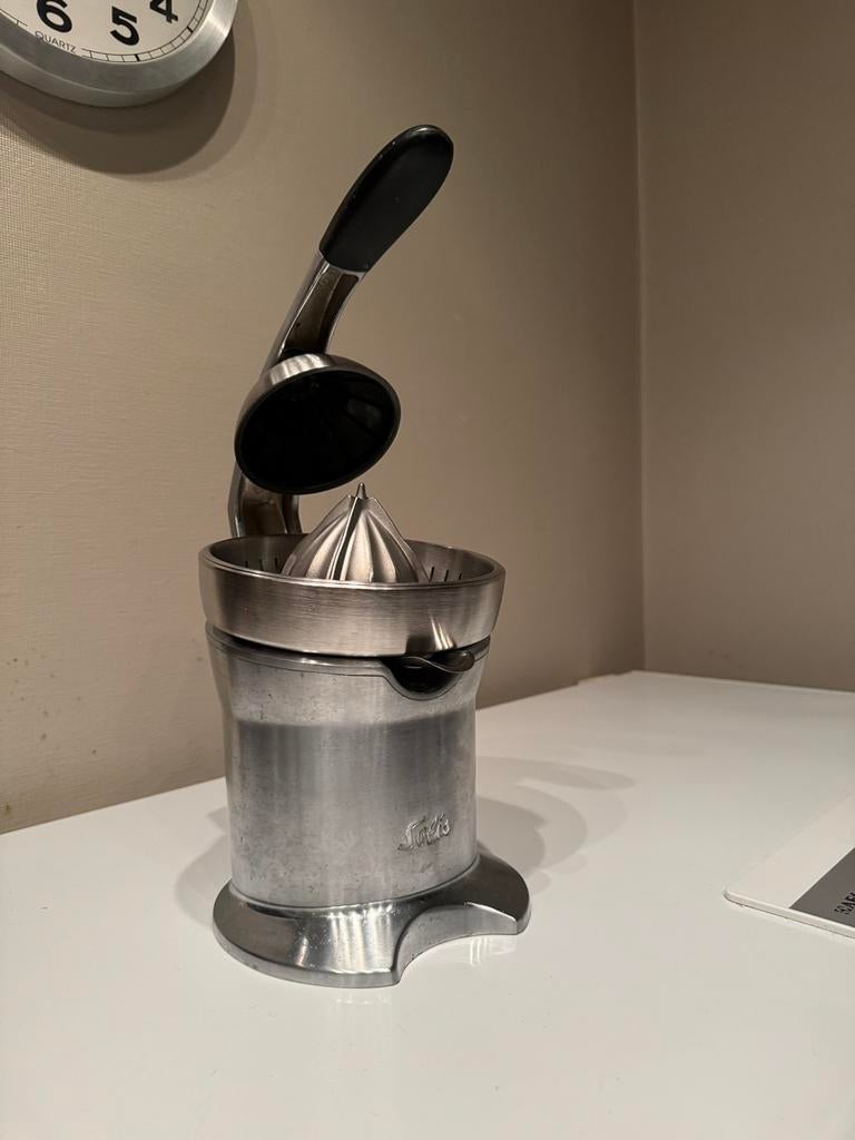 Solis Citrus Press Pro Type 845 sinaasappelpers, Ophalen of Verzenden, Zo goed als nieuw