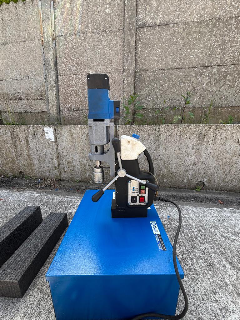 Magneet kernboormachine, Ophalen, Zo goed als nieuw, Boormachine