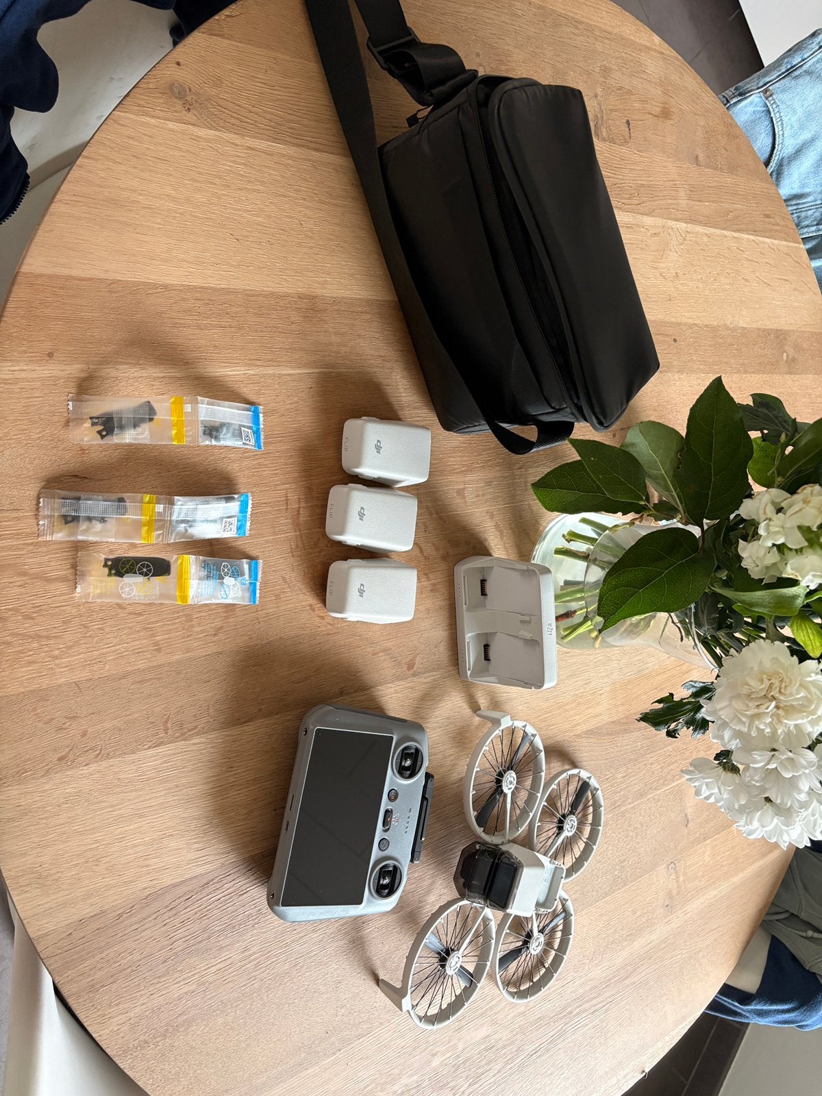 DJI FLIP combo met smartcontroller, TV, Hi-fi & Vidéo, Drones, Enlèvement ou Envoi, Comme neuf, DJI