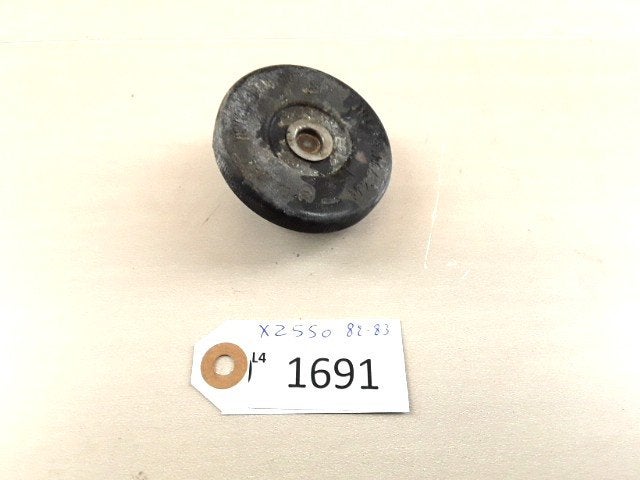 XZ550G 1982 - 1983 Yamaha Radiator Stop D1-37644