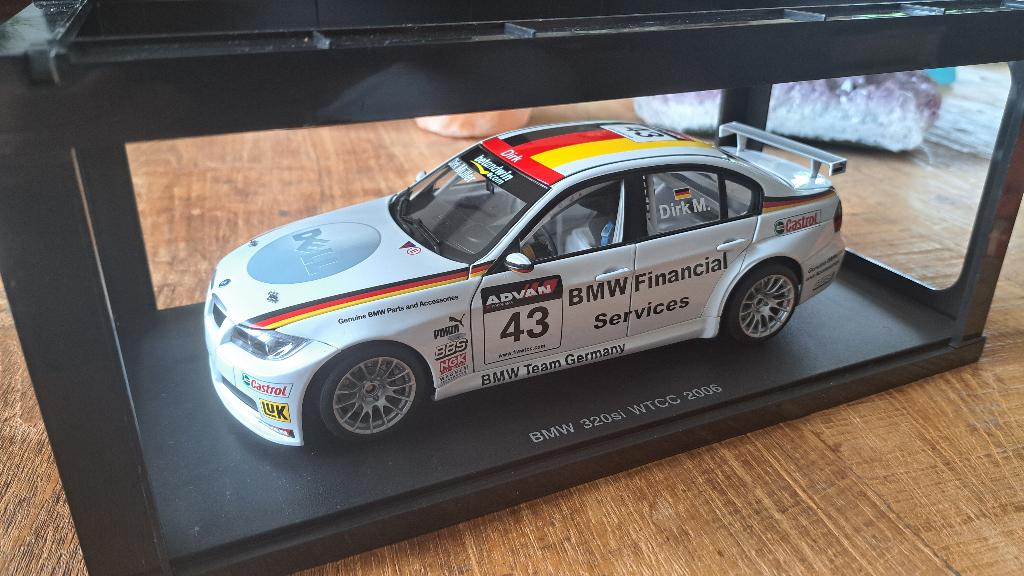 BMW 320si WTCC 2006 #43 Dirk Muller Autoart 1:18, Enlèvement ou Envoi, Neuf, Voiture, Autoart