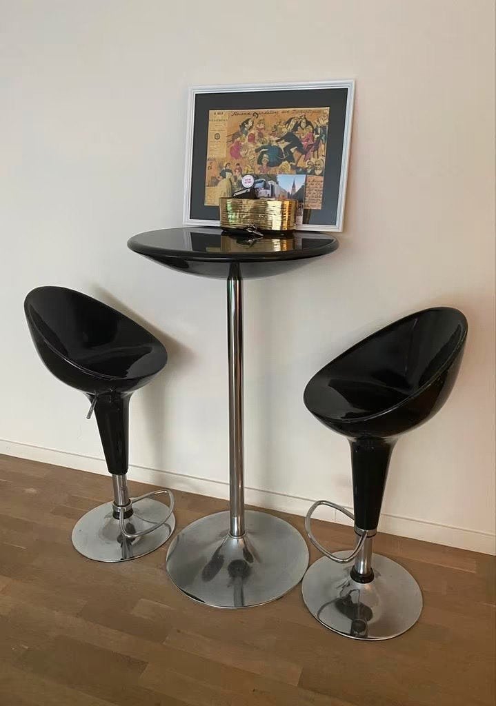 Bartafel met 2 krukken, Huis en Inrichting, Ophalen, Kunststof, Gebruikt, In hoogte verstelbaar