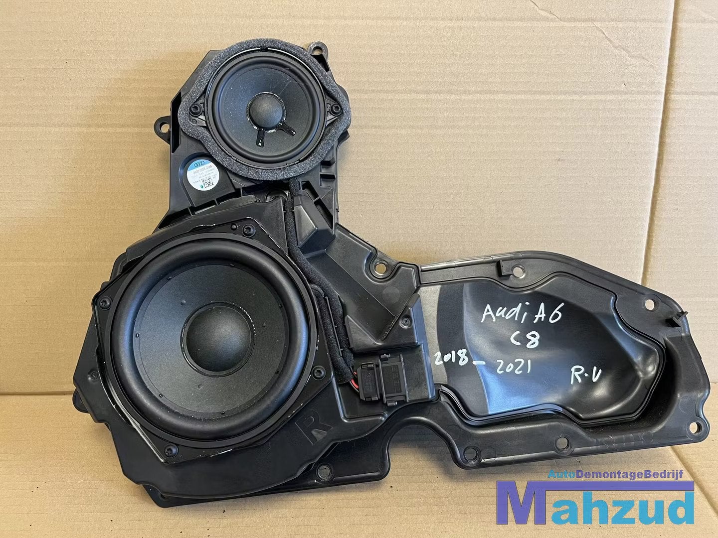 AUDI A6 C8 rechts voor deur speaker box 2018+ 4K0035298, Gebruikt, AUDI AG, Auto-Union-Strasse 1
85045  Ingolstadt, DE, Audi