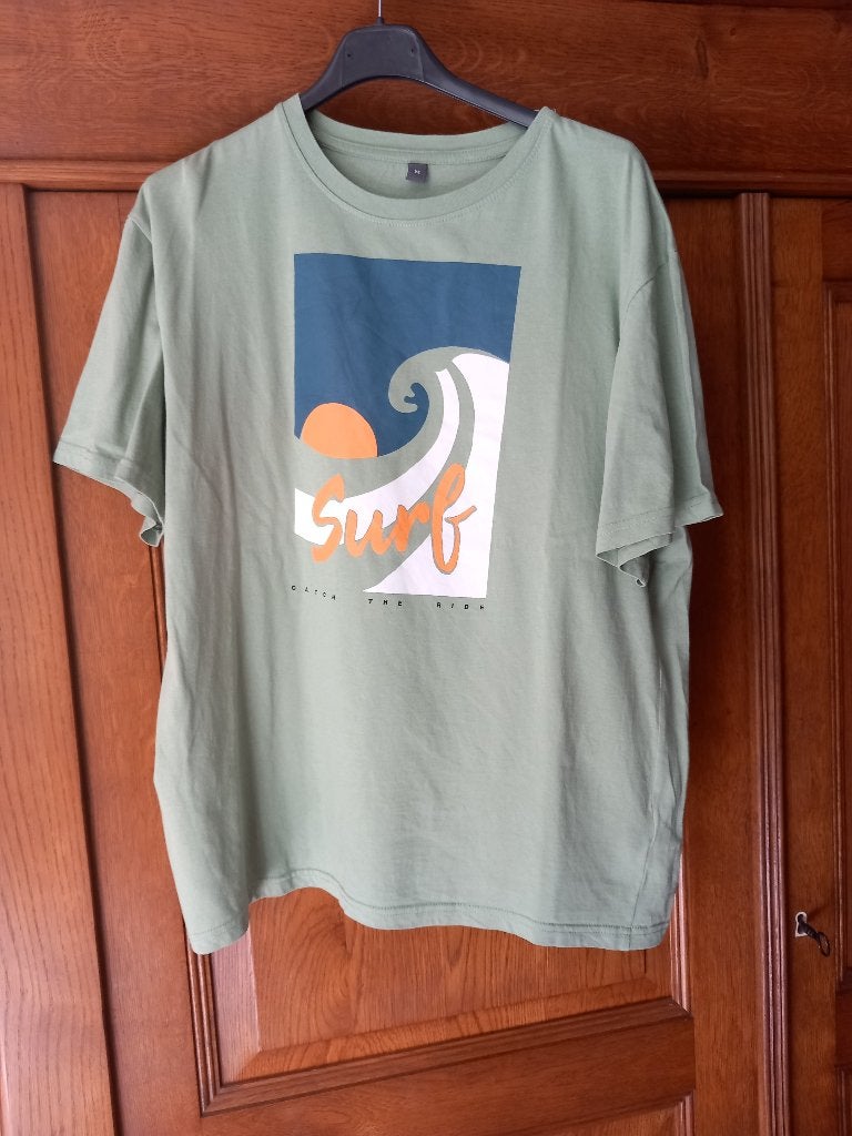 T-Shirt vert tilleul - courtes manches - taille M, Envoi, Comme neuf, Vert