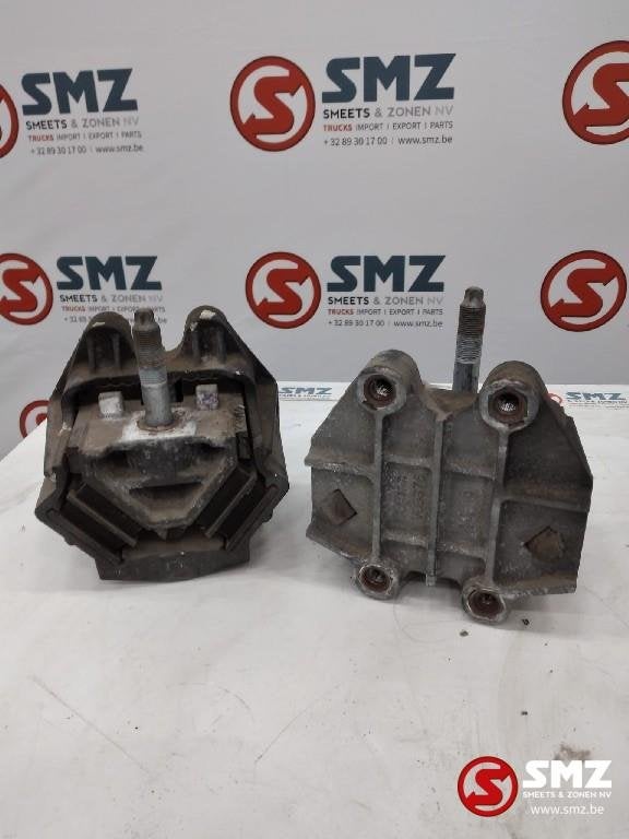 Occ set motorsteunen MAN TGX 81962100571, Gebruikt, MAN, Ophanging en Onderstel