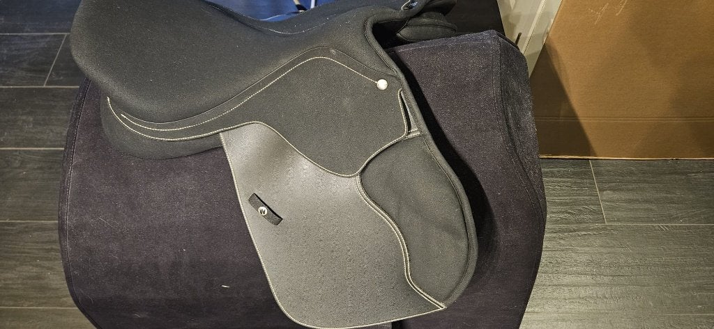Pony zadel Wintec 16 inch, Dieren en Toebehoren, Paarden en Pony's | Zadels, Inclusief zadelhoes, Vlakke zit, Nieuw, Wintec