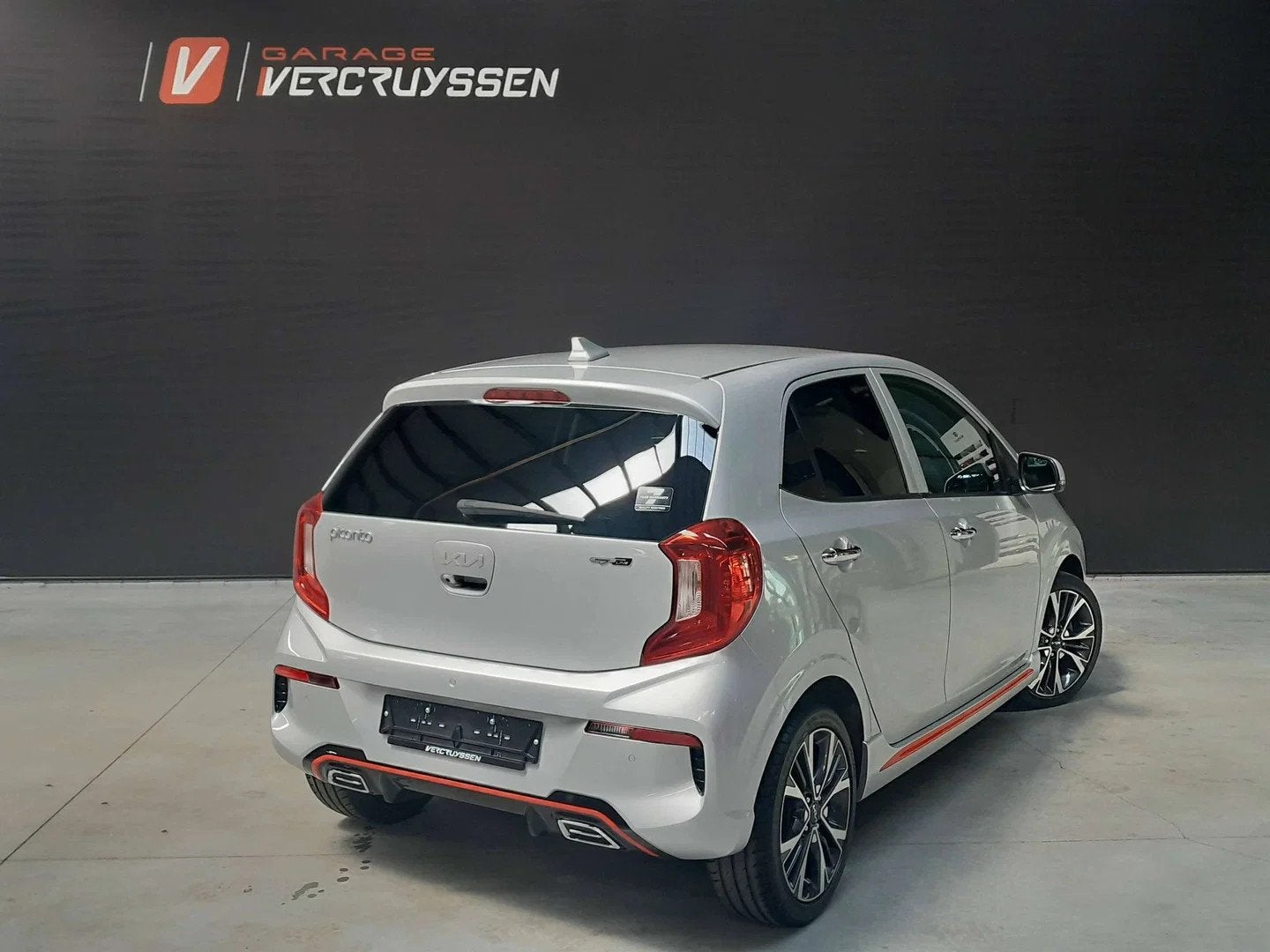Kia Picanto Picanto 1.0i GT Line ISG, Autos, Kia, Cuir, Argent ou Gris, Achat, 998 cm³