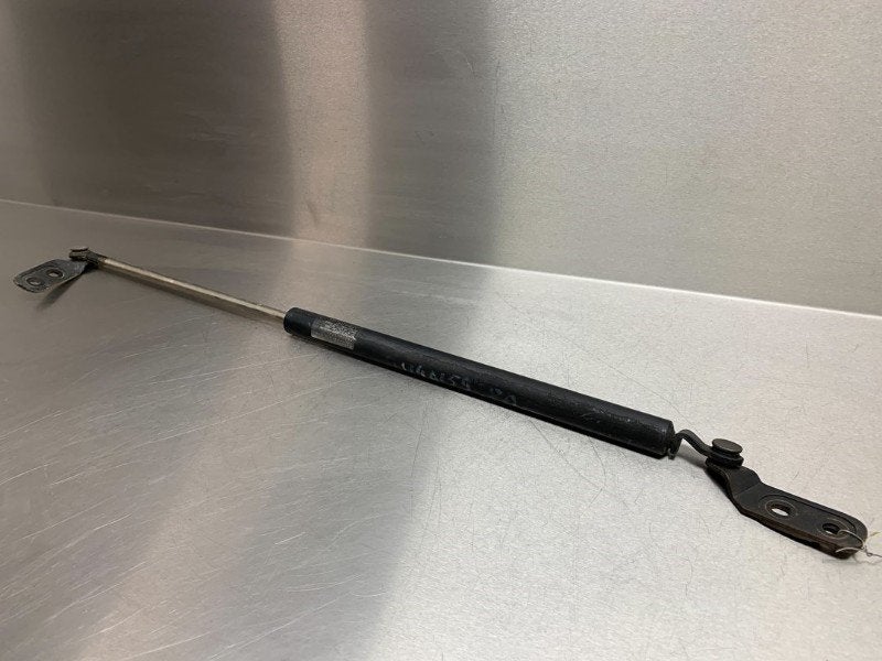 GASDRUKVEER RECHTS ACHTER Mazda 626 (GF14) (01-1997/10-2002), Gebruikt, Mazda