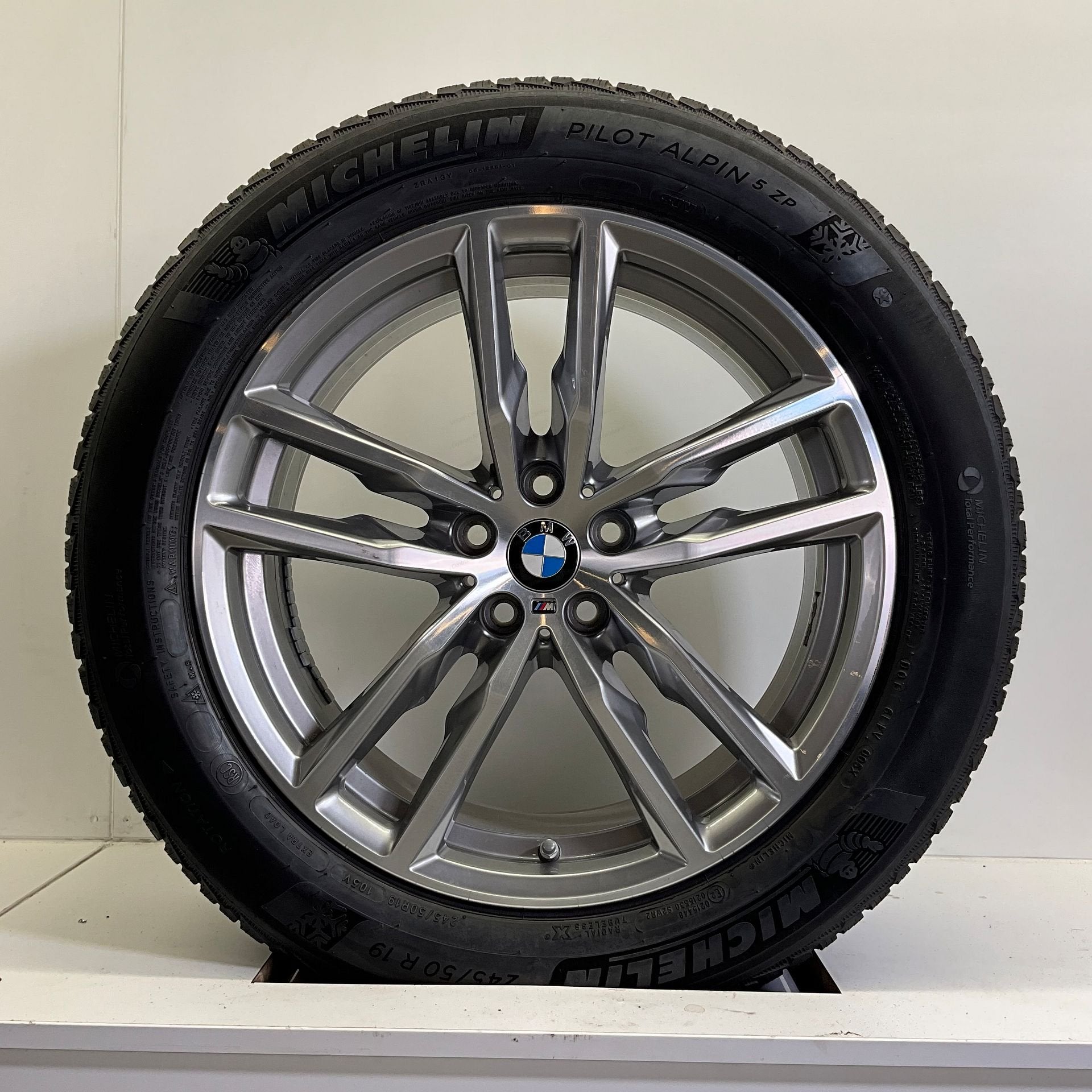 BMW X3 G01 EN X4 G02 SET VELGEN + WINTERBANDEN 19 INCH ORIG., Auto-onderdelen, 19 inch, Gebruikt, 255 mm, -
