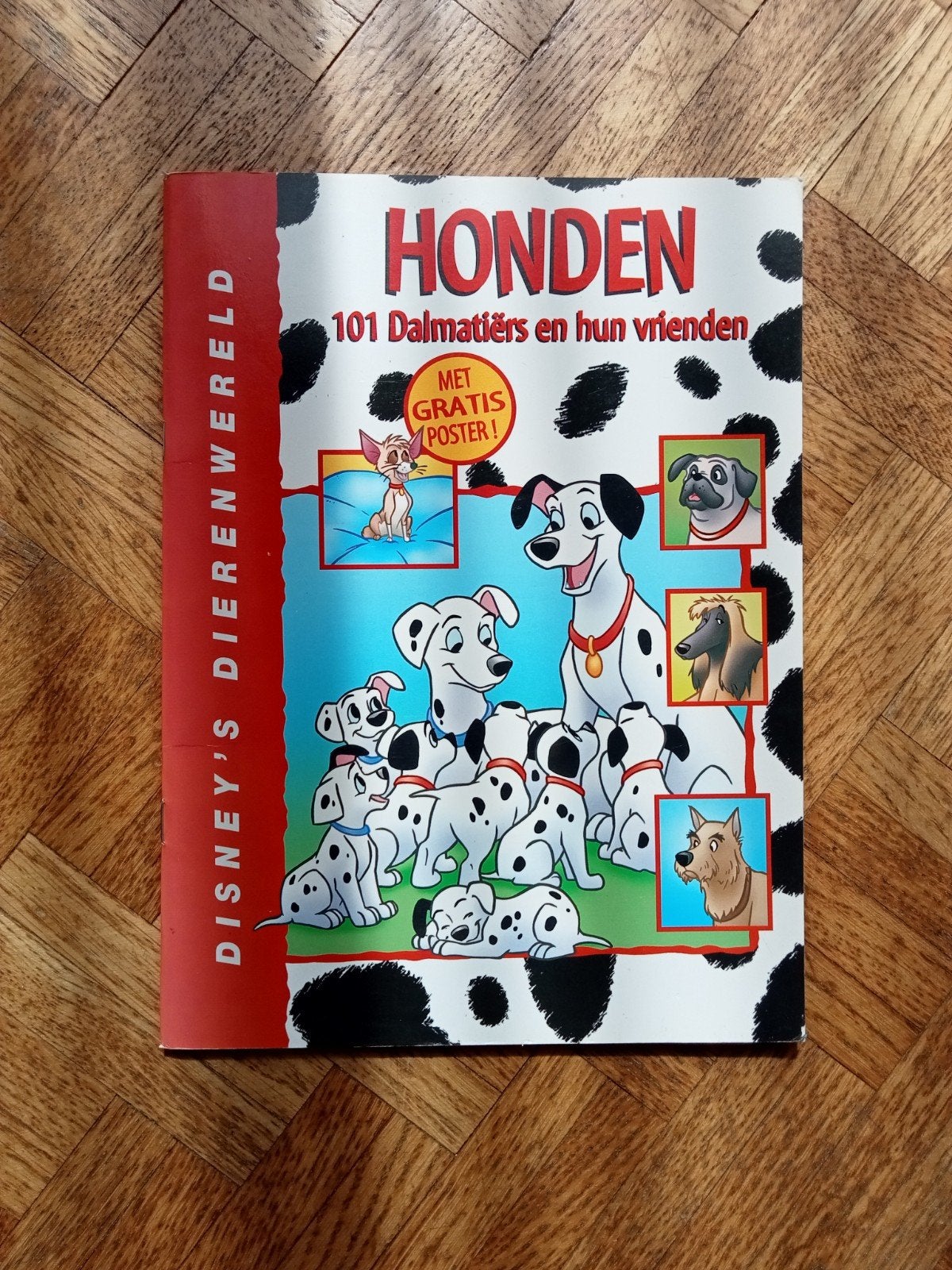 Disney's dierenwereld: Honden - 101 Dalmatiërs, Boeken, Ophalen of Verzenden, Gelezen