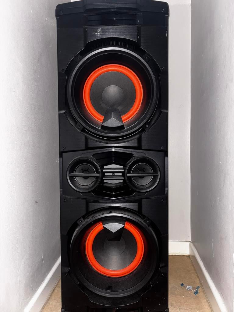 ÉNORME ENCEINTE BLUETOOTH PUISSANTE – IDÉALE POUR SOIRÉES, Audio, Tv en Foto, Karaoke-apparatuur, Zo goed als nieuw, Ophalen