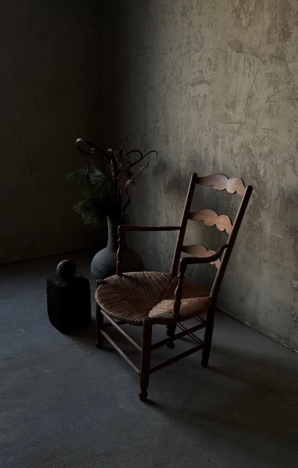 Old rustic chair, Enlèvement