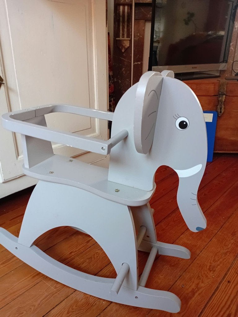 Siège à bascule ELEPHANT en bois, Enlèvement, Comme neuf