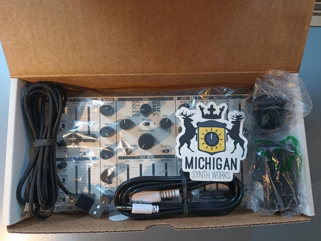 Michigan Synth Works MSW-820, Neuf, Roland, Avec connexion MIDI, Enlèvement ou Envoi