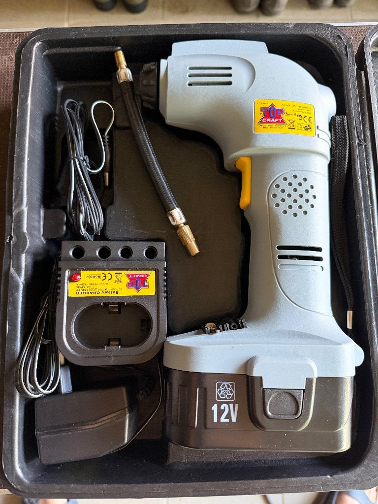 Luchtcompressor 12v, Ophalen, Zo goed als nieuw, Elektrisch