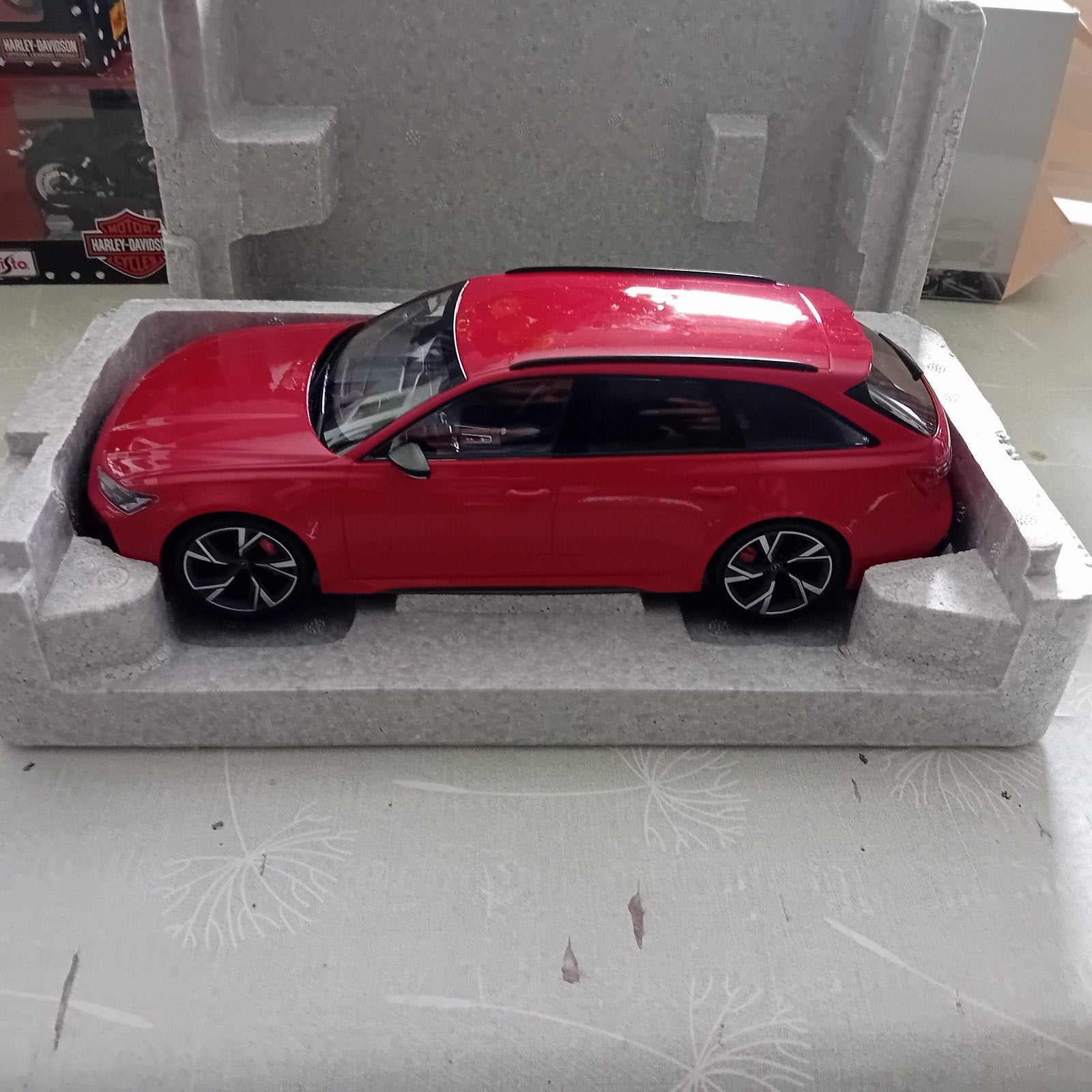 audi rs 6 avant ....2019 ....1.18, Hobby en Vrije tijd, Ophalen of Verzenden, MiniChamps