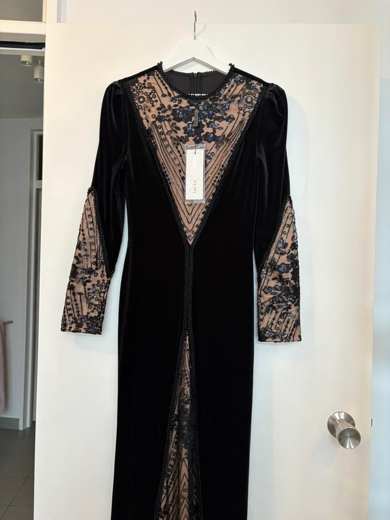 Lea Lis by Isabel Garcia Robe de soirée velours noir, Neuf, Robe de gala, Enlèvement ou Envoi, Taille 36 (S)