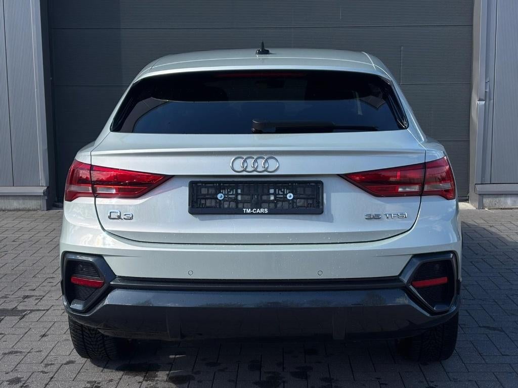 Audi Q3 sportback automaat 51.000km, Auto's, Audi, https://public.car-pass.be/vhr/7982fc86-cc9c-4bde-aeeb-10c95e70819b, Stof, 1498 cc