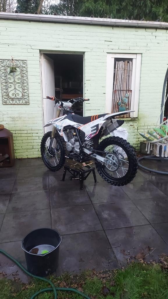 Cross motor 300cc 4 tact, Fietsen en Brommers, Brommers | Crossbrommers, Zo goed als nieuw, Ophalen