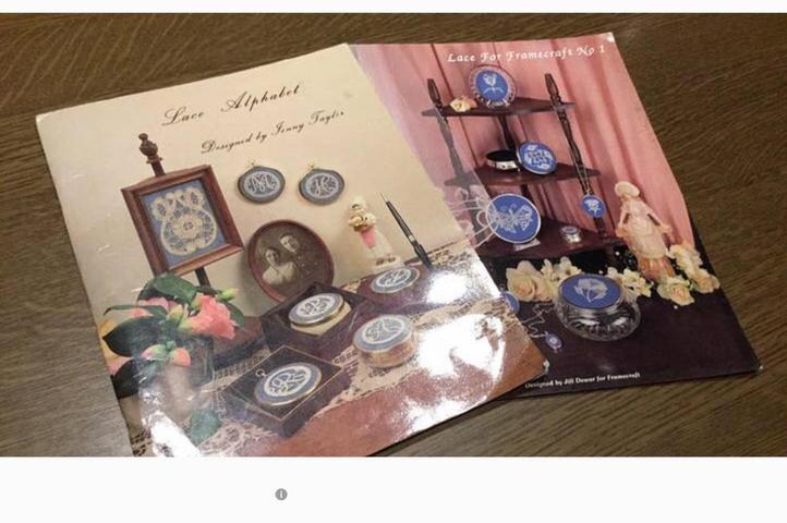 2 kantboekjes van alphabet en framcraft, Ophalen, Zo goed als nieuw