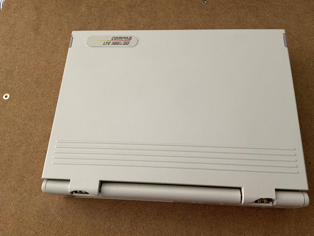 Collector :Ancien PC portable COMPAQ LTE 386s/20. An 90' !, Informatique & Logiciels, Enlèvement ou Envoi, Utilisé