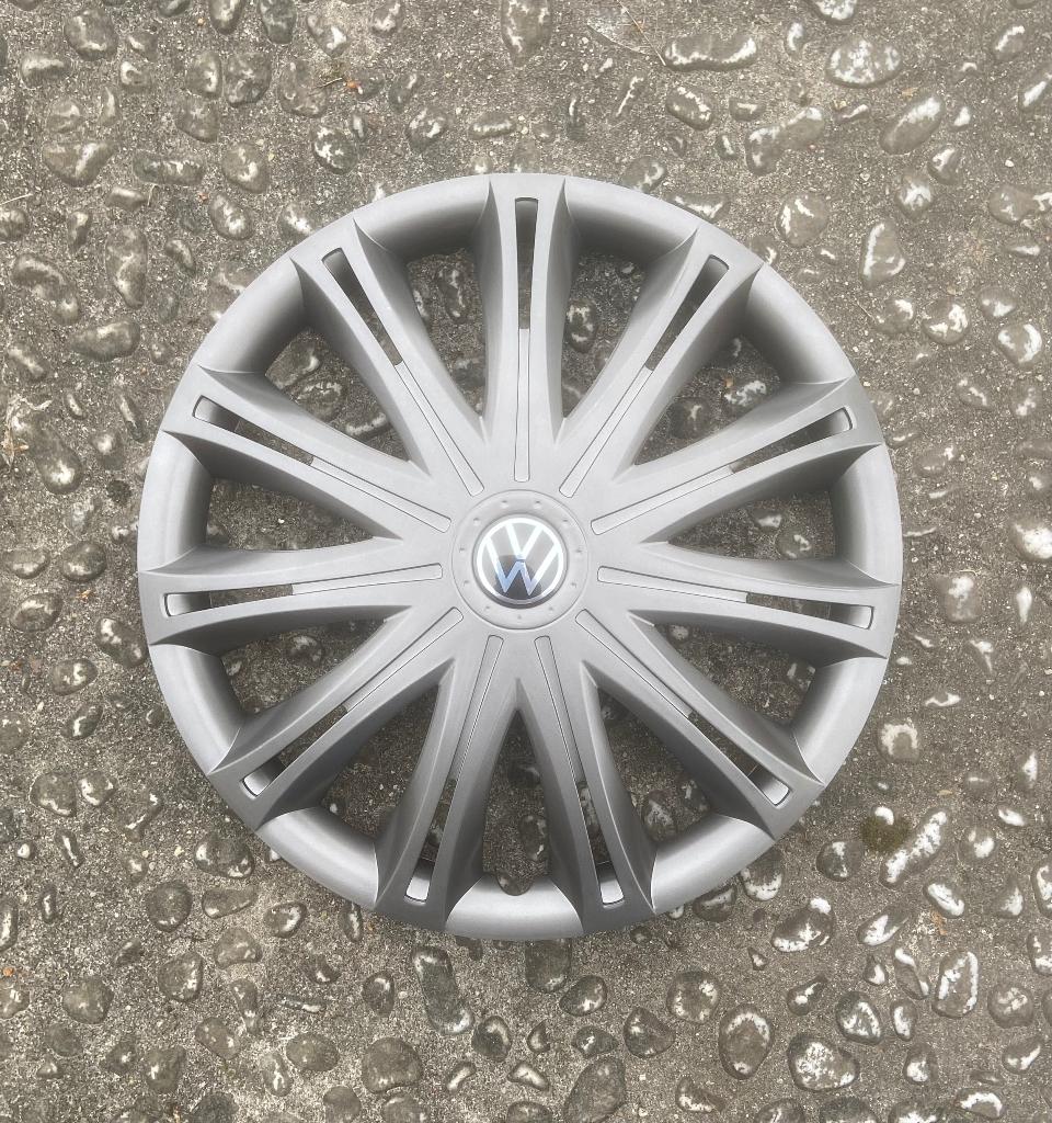 4x enjoliveurs Vw 15 pouces neufs nouveau logo, Autos : Divers, Enjoliveurs, Enlèvement ou Envoi, Neuf